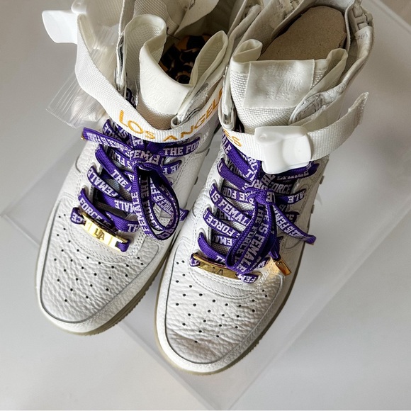 Nike Air Force 1 Mid LA “Makers of the Game” Limited Edition Sneakers - Picture 6 of 10
